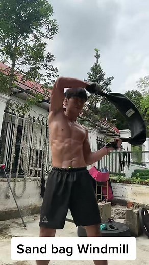 Bulgarian Bag Workout: Strengthening Endurance and Core Training