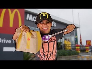 McDonald's Magic Trick Kids Pretend Play | FamousTubeKIDS