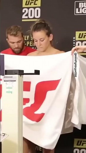 UFC 최악의 타울 사건 ㄷㄷ