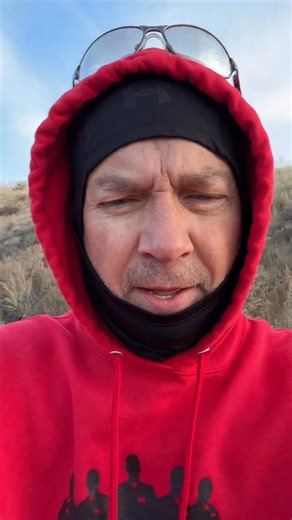 “Running Ramblings Holiday Style.” Only time for a 4 mile #trailrun once the wind died late in the day. #running #trailrunner #trailrunning #toddruns ASICS Salomon Garmin Under Armour Shokz ZOAenergy CW-X Compression Gear Running Warehouse Running World The Running Channel | Todd Kunz