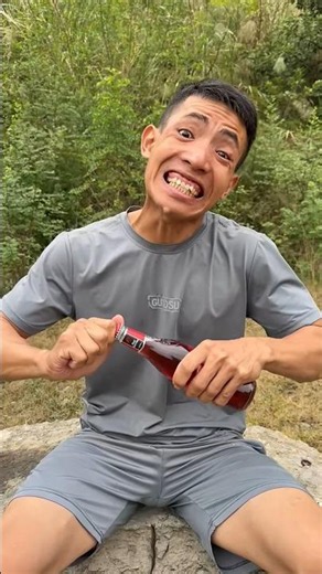 How to Open a Beer Bottle Easily #camping #bushcraft #outdoors #survival #lifehacks #3454