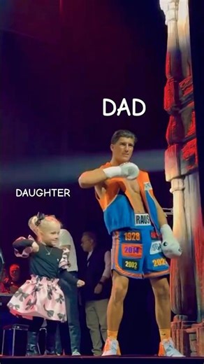 FATHER DAUGHTER RING WALK | BOXER GRADUS KRAUS WITH HIS PRINCESS GIANA
