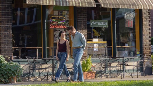 'Carousel' Review: Chris Pine and Jenny Slate Give Love a Second Chance in This Captivating Romance