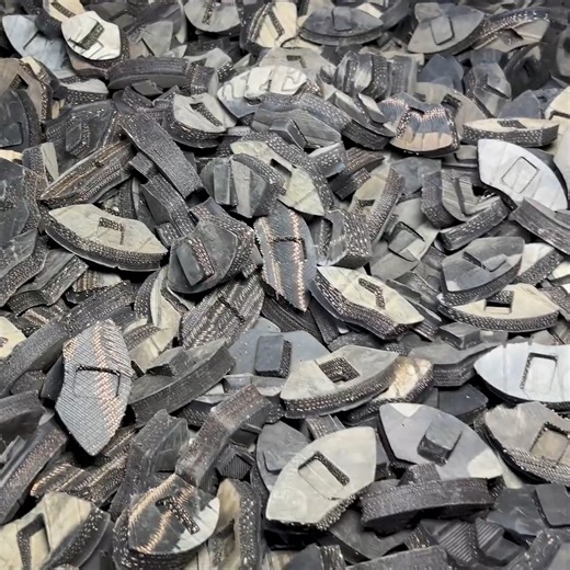 12K views · 130 reactions | How Old Tires Are Converted Into High-Strength Rubber Dampers for Motorcycles #tirerecycling #scraptires #recyclingprocess | Machine & Technology | Facebook