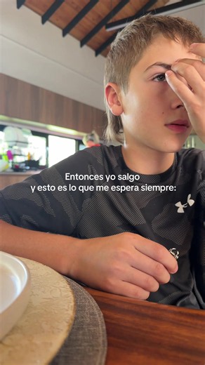 Dios mío yo qué voy a hacer con el #fyp #humor #hermanomenor #hermanamayor #hermanos