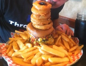 Nicki's Bella Marina's Super Monster Mega Challenge Burger - FoodChallenges.com