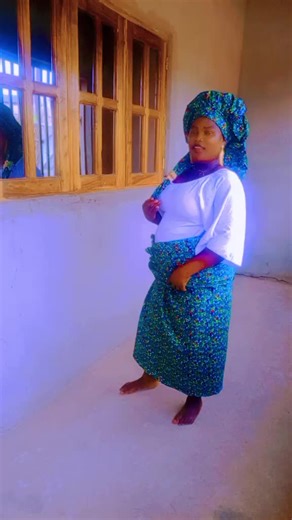 Mana Cici❤️ (@mana.cici2)’s videos with som original - Le Muk