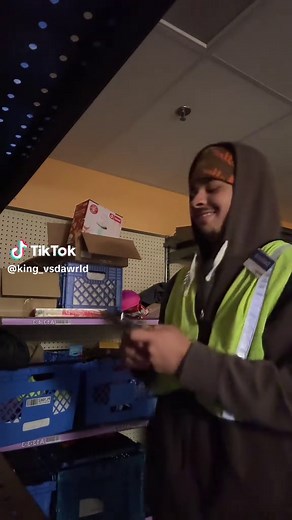 It’s hard out here I need all the time I can get #fyp #zyxcba #work #funny#viral