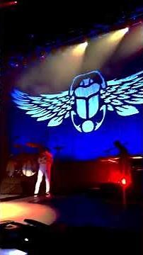 Journey - Here’s a jam session to start your weekend🎸
