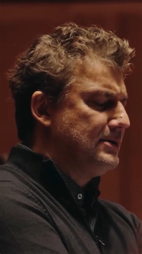 Jonas Kaufmann ✬ "Magical tones, intoxicating fragrance" #tenorkaufmann #magicaltones #opera