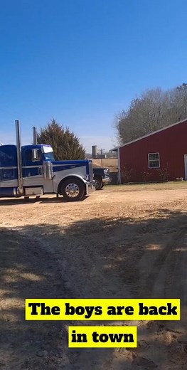 LET'S RIDE #canam #outlander #fullsends #deepdeep #peterbilt #peterbuilt379 @rickmercs @madison.dubose @prestonphillips1231 @renegabeshop @chasedunklin @tannerbender4 @garrett.brech