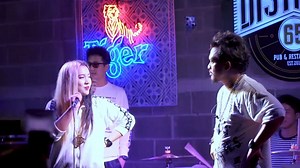 6.8M views · 868 reactions | Rap Battle - ผัว VS เมีย [ หมวดแวน X ปุ๊บปั๊บ ] #ทีมผัว #ทีมเมีย Cr: aNightLife | ไอเหงาต่างแดน | Facebook