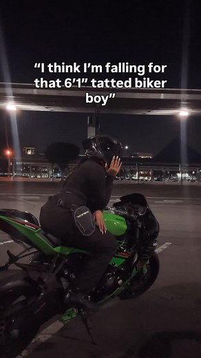 23K views · 734 reactions | Send help 﫠 . . #motorcyclelife #bikelife #bmw #s1000rr #rr #motorbike #biketok #trending #booktok #motorrad #pistagprr #fyp #bikersofinstagram #bikerchick #bikergirl #kawasaki #kawasakininja #explore #explorepage #fypシ #fypage #viral #viralreels #reels #bike #1000cc #literbike #yamahar1 #yamahar6 #yamahar7 | Socalmotobelle | Facebook
