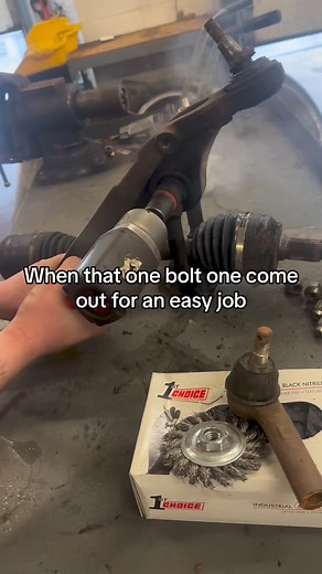11K views · 83 reactions | Everyone knows a bolt that won’t come out without a 20ft breaker bar ... #cars #mechanic #tools | Automotive World | Facebook