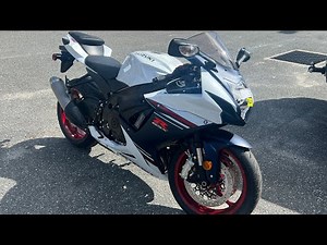 Startup and walk around 2025 Suzuki GSX-R 600