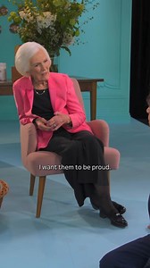 From pastries to portraits, Mary Berry knows how to bring out the best 🎨🍰 St. James’s Place sponsors Sky Arts. | Sky TV