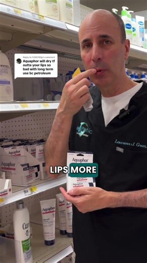 Does Aquaphor actually dry out your lips?