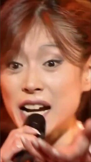 Akina Nakamori - 飾りじゃないのよ涙は (Live) 🎤✨