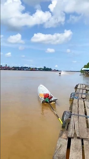 SKIL PENJOKI LUAR BIASA PERAHU SAMPAI LONCAT2#Shorts