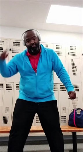 A goofy AI blooper that I made 😆 Has me looking super crazy. #foryoupage #ai #fypage #tiktok #entertainment