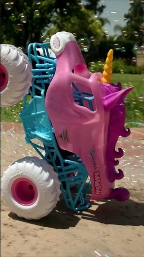 EVERYBODY SPARKLE SMASH! 🦄✨