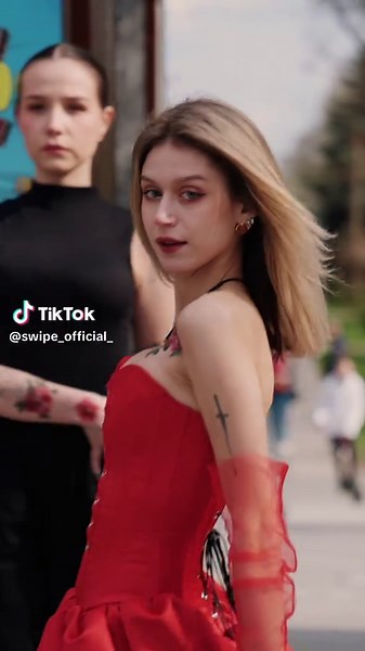 Misamo - Identity 💌 SWIPE OFFICIAL ❣️ @TWICE JAPAN OFFICIAL @blackmagicofficial @sechina.l0809 @Saraby2D @Анастасія Сергіївна #swipe #zaporizhzhia🇺🇦 #ukraine🇺🇦 #cover #coverdance #coverdancekpop #dance #kpop #kpopfypシ #blackmagic #misamo #identity #kpopedit