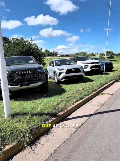 LEGARON ALGUNOS JUGUETES 😍 📌Yaris Cross XLI 1.5 5P CVT Precio :$ 41.464.000 gastos de retiro 📌Yaris Cross XEI 1.5 5P CVT Precio :$ 45.260.000 gastos de retiro 📲3804520901 #toyota #toyotayariscross #yariscross #entregainmediata #lariojaargentina