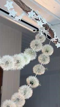 Today we're making a dandelion garland! ✨ #diy #crafts #dandelion #crafttutorial #dandelion