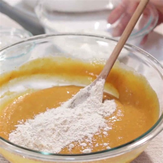 How to make pumpkin muffins | Homemade pumpkin muffin recipe trailer