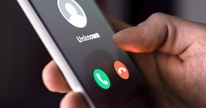 Scammer bilks B.C. woman out of $10K for $700 cellphone: police | Globalnews.ca