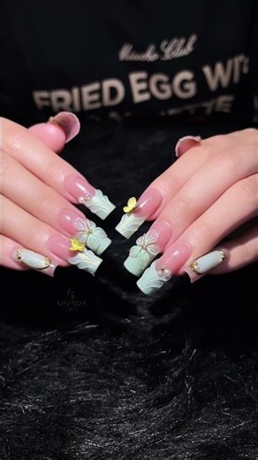 New Nail Transition for April 💅🏻 #nails #nailtrends #nailart #dragonnail #naildesign #fyp