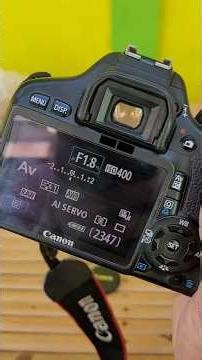 Canon EOS 550D camera, 50mm f/1.8 lens