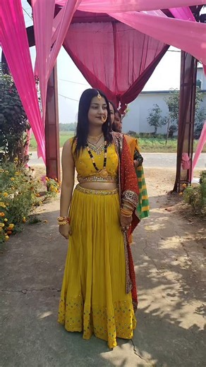 pr!! 🌷 on Instagram: "#trending #viralreel #we #kumouni #dance"