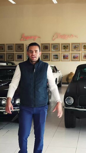 Somos tu mejor opción! “Haz que tu historia comience hoy” 💫 #luxuryclassic #cars #carsclassic #autos