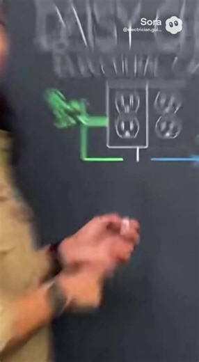 Electricians! Let’s talk about how a daisy chain works in a circuit! #electrial #electrialapprentice #electrian #electrialwork #electriciansoftiktok