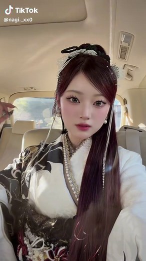 成人式の振袖とヘアアレンジの魅力