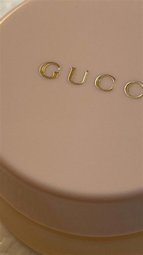 Some of life’s toughest challenges don’t break us—they build us. When a woman faces her fears head-on, she discovers a power she never knew she had. Strength, resilience, and courage aren’t given—they’re earned. Every fear you conquer is a step closer to the woman you’re meant to be. No one can stop her. No obstacle can hold her. She is unstoppable. DROP a 💪 if you’re ready to embrace your power. TAG someone who needs this reminder today. Be next to join @LaptopLadiesClub — where freedom meets 