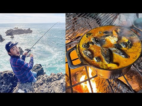 DELICIOUS CIOPPINO CATCH AND COOK | Crab, Rock Fish, Mussels, Mushrooms