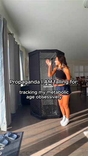 Sounds fake, right? It's not. Clinical research shows 20 minutes of heat therapy burns 400-600 calories while targeting the real reasons you can't lose weight: inflammation, stress hormones, poor circulation. No diet. No gym. Just science. Click below to see exactly how it works. | Fat Loss Tips