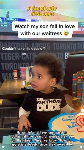Those heartwarming moments between a baby and a stranger#sweetboy#fyp#friendly
