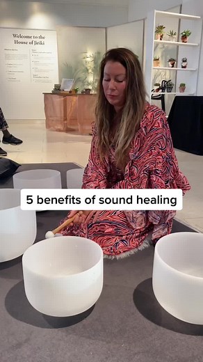 Exploring the Healing Power of Sound Therapy: Benefits & Techniques