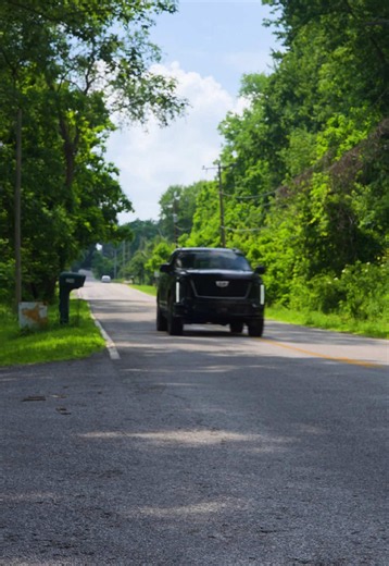 2026 Cadillac Escalade-V 682HP Supercharged V8 — Specs & Features