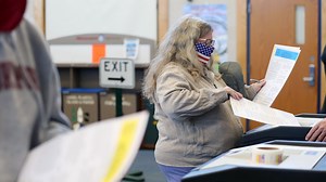 Casting doubt: Hampton selectman joins effort to remove NH voting machines