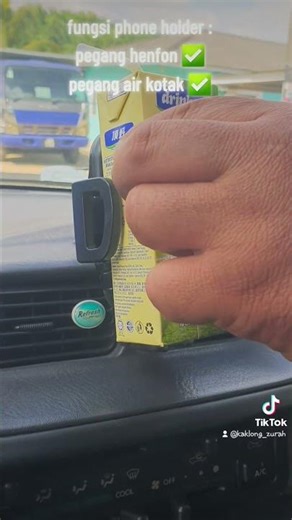 maaf.. umur nak masuk 42 baru tahu.. boleh taruk air kotak kat situ - functionable betul rupanya