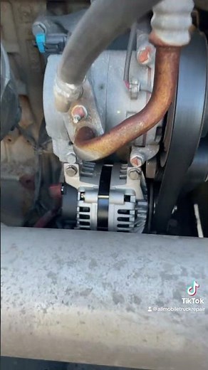 Alternator Replacement on A Freightliner Cascadia, Mobile Semi Truck Repair