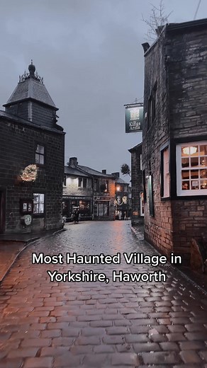 The Most Haunted Village in Yorkshire, Haworth. Whilst it may be known for its historical residents The Brontë sisters, it also has many ghosts! #haworth #brontë #brontesisters #travelguide #hauntedplaces #haunted #hauntedvillage #yorkshire #ghosts #realghost #darkhistory #ghoststories #scarystories #urbanexploring
