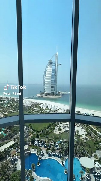 Explore Jumeirah Beach Hotel in Dubai, UAE
