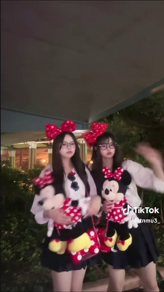 ミニーちゃんで揃えたディズニーコーデ特集