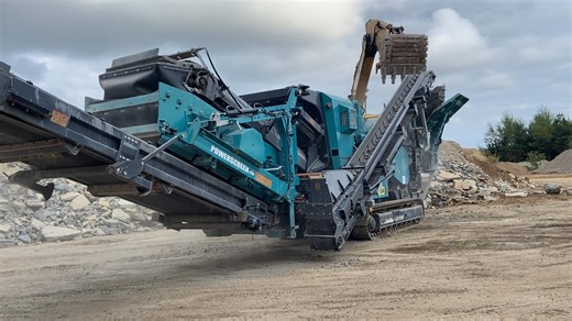 65K views · 1K reactions | Powerscreen Crushing & Screening Trakpactor 320SR Impact Crusher delivered, set up and running  Powerscreen Crushing & Screening Indiana Powerscreen Alan Coalter Dustin White Terex Corporation Aaron Fox Joseph Tuell Stephen Mc Collum | Powerscreen Crushing & Screening | Facebook