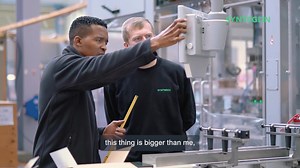 12 reactions | As a Field Service Engineer, Yllucius knows his solo strengths, but when he needs a little extra help to accomplish a task for the customer, he is eager to collaborate, knowing it is beneficial for everyone. Are you also someone who enjoys collaboration and problem solving? Join Ylluciuc and the rest of the Syntegon FSE team! Apply here: https://hubs.la/Q02ktj4v0 #JoinSyntegon #WeAreHiring #FieldServiceEngineer #TechnologyJobs #WeAreSyntegon #Service | Syntegon | Facebook